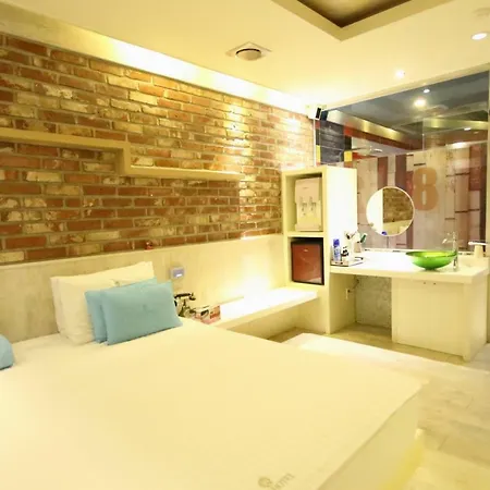 Dongrae Vov Hotel